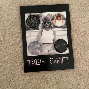 Taylor Swift Black and White 1989 World Tour Button Set
